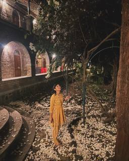 Kanika Mann feet photo thumbnail