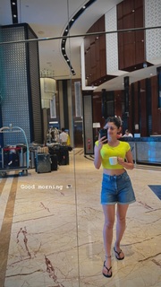 Kanika Mann feet photo thumbnail