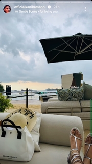 Kanika Mann feet photo thumbnail