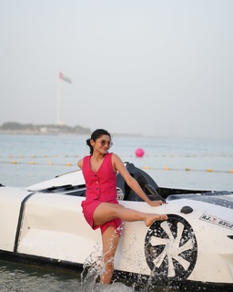 Kanika Mann feet photo thumbnail