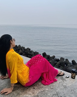 Kanika Mann feet photo thumbnail