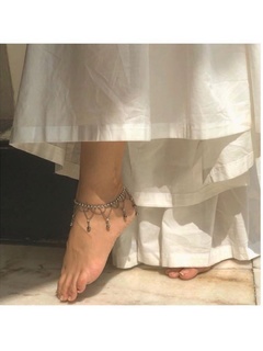 Kanikka Kapur feet photo 6