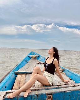 Kanikka Kapur feet photo 10