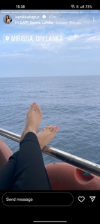 Kanikka Kapur feet photo 9
