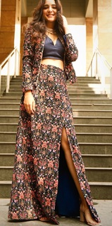 Kanikka Kapur feet photo 7