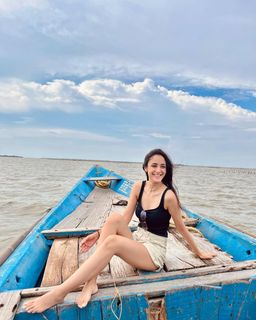 Kanikka Kapur feet photo 15