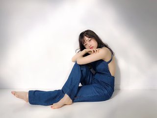 Kanna Hashimoto feet photo thumbnail