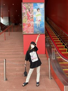 Kanna Hashimoto feet photo thumbnail