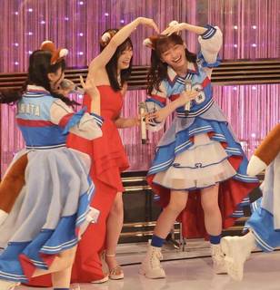 Kanna Hashimoto feet photo thumbnail