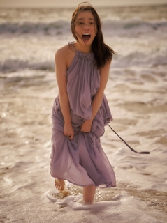 Kanna Hashimoto feet photo thumbnail