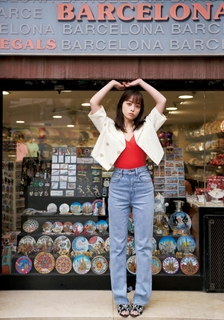 Kanna Hashimoto feet photo thumbnail