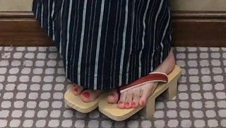 Kanna Hashimoto feet photo 1
