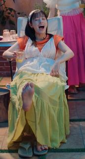 Kanna Hashimoto feet photo 1