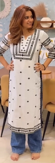 Kanupriya Gupta feet photo 9