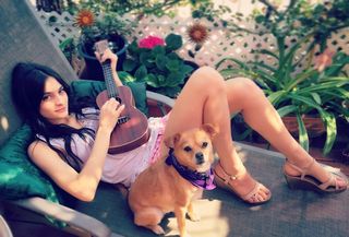 Kara Corvus feet photo thumbnail