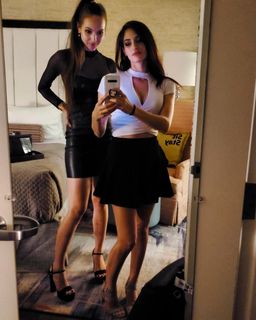 Kara Corvus feet photo thumbnail