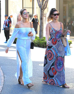 Kara Del Toro feet photo thumbnail