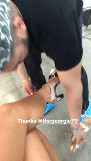 Kara Del Toro feet photo thumbnail
