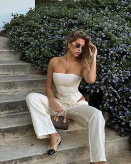 Kara Del Toro feet photo thumbnail