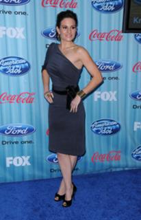 Kara DioGuardi feet photo 3
