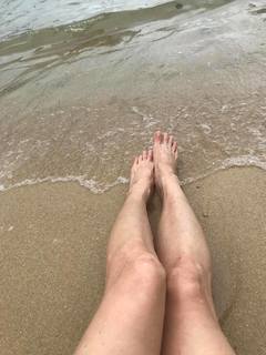 Kara Hui feet photo 13