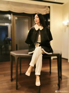 Kara Hui feet photo 10
