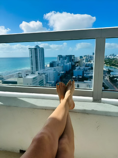 Kara Preston feet photo thumbnail