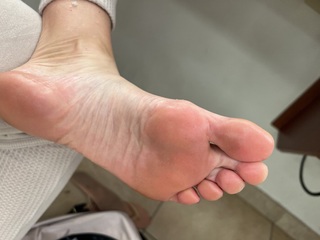 Kara Preston feet photo thumbnail