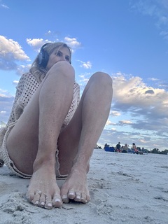 Kara Preston feet photo thumbnail