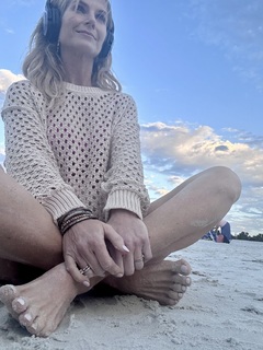 Kara Preston feet photo thumbnail