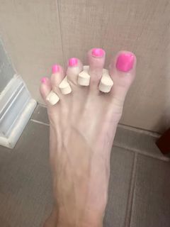 Kara Preston feet photo thumbnail