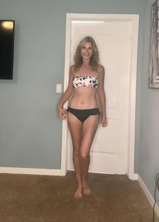Kara Preston feet photo thumbnail
