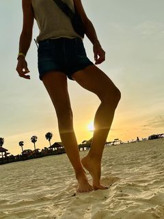 Kara Preston feet photo thumbnail