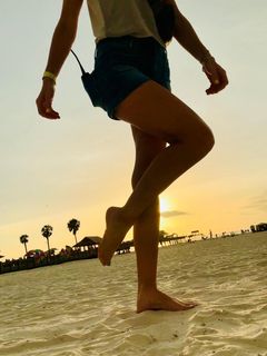 Kara Preston feet photo thumbnail
