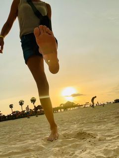 Kara Preston feet photo thumbnail