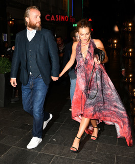 Kara Tointon feet photo thumbnail