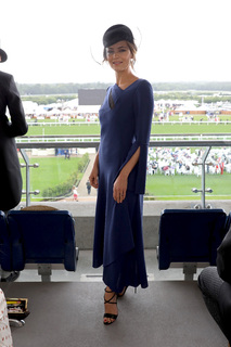 Kara Tointon feet photo thumbnail