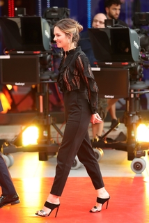 Kara Tointon feet photo thumbnail