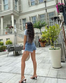 Kardeniz Kilic feet photo 18