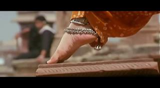 Kareena Kapoor feet photo thumbnail