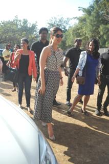 Kareena Kapoor feet photo thumbnail
