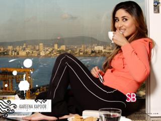Kareena Kapoor feet photo thumbnail