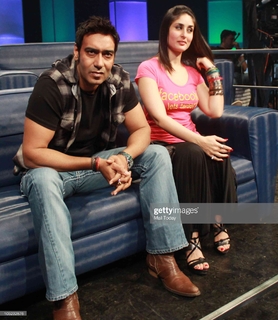 Kareena Kapoor feet photo thumbnail