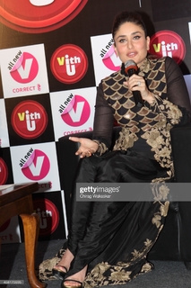 Kareena Kapoor feet photo thumbnail