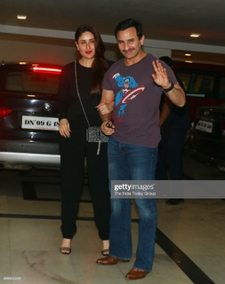 Kareena Kapoor feet photo thumbnail