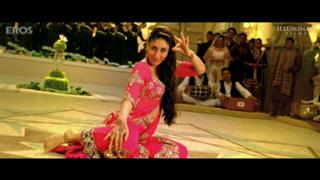 Kareena Kapoor feet photo thumbnail