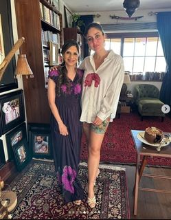 Kareena Kapoor feet photo thumbnail
