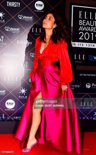 Kareena Kapoor feet photo thumbnail