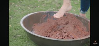 Kareena Kapoor feet photo thumbnail