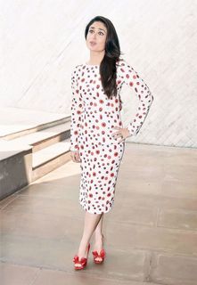 Kareena Kapoor feet photo 20